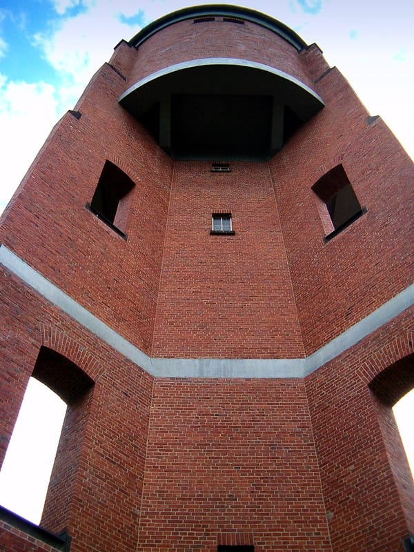 Treppe renovieren: Stufen, Geländer und Materialien